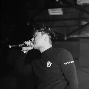 国产亲妺妺乱的性视频
